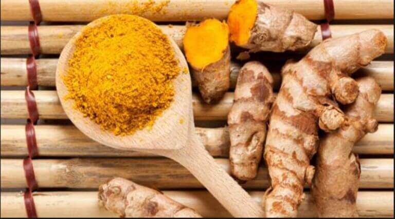 Kurkuma w proszku na odchudzanie