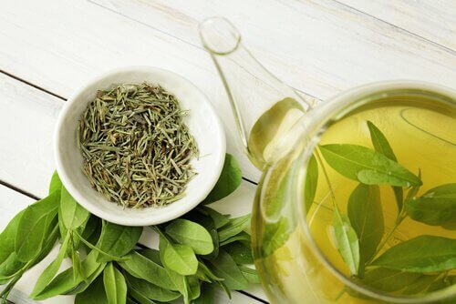 Zielona herbata - maska z zielonej herbaty na problemy skórne