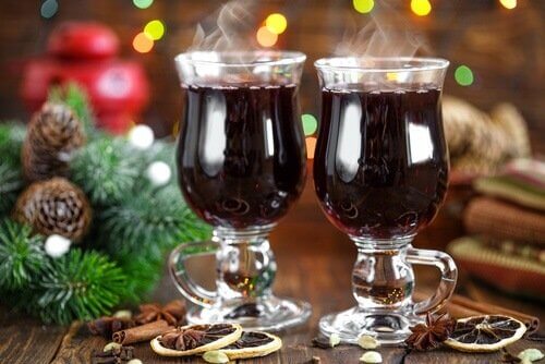 grzane wino - zdrowe koktajle alkoholowe
