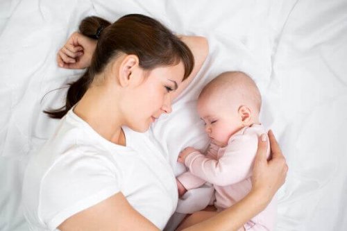mama i noworodek