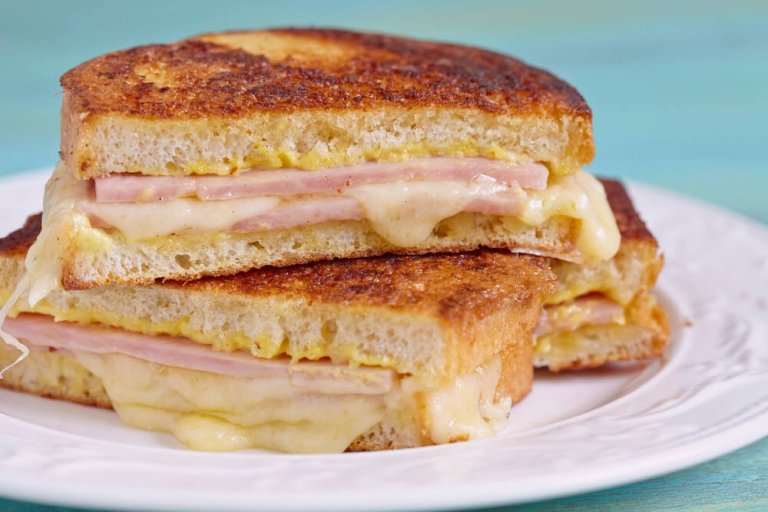 Sandwich Monte Cristo – francuskie tosty na ciepło