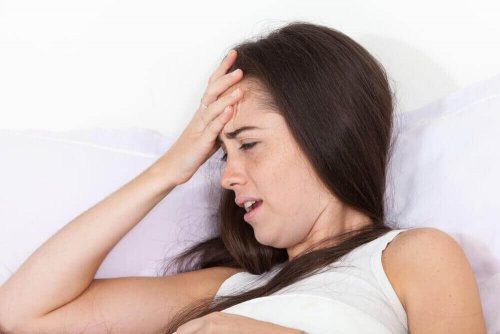Poranny ból głowy – 4 najczęstsze przyczyny
