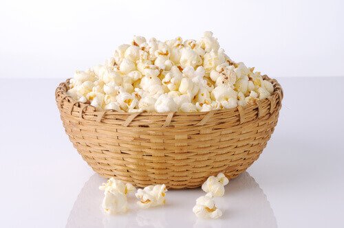 dietetyczne przekąski popcorn