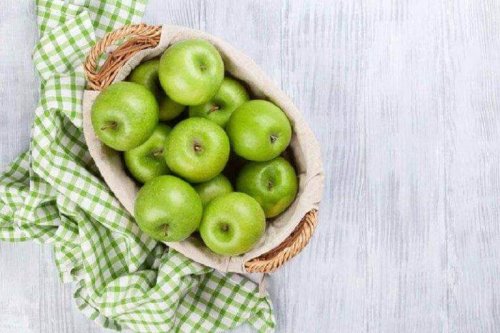 Zielone jabłka zawierają pektyny