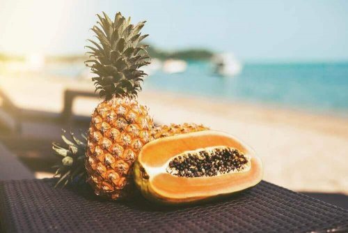 Detoks owocowy- oczyść swoje ciało papają i ananasem
