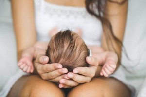 Świeżo upieczona mama – podręcznik przetrwania