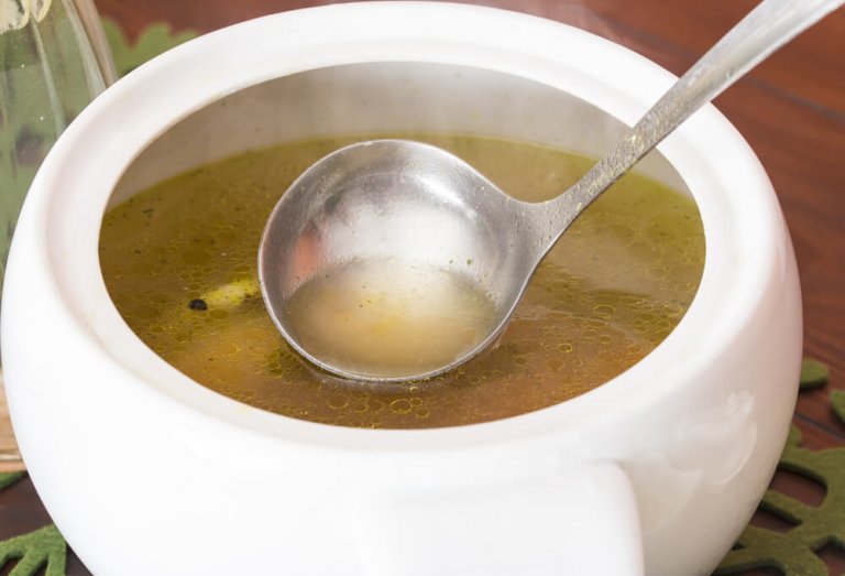 Zupa z kapusty na odchudzanie – poznaj przepis