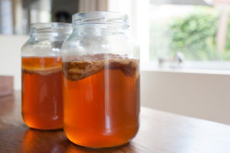 słoiki z kombucha
