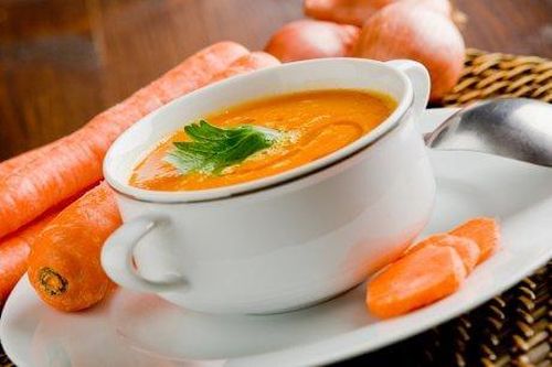 Gotowa zupa krem z marchewki