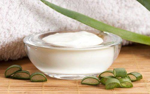 Maska - peeling z aloesu