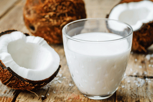 Mleko kokosowe do pielęgnacji twarzy