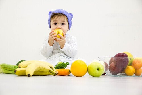Owoce dla dzieci – które są bezpieczne?