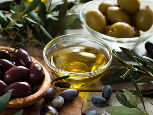Sposób na płaski brzuch to oliwa z oliwek