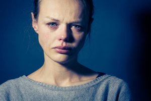 Emocjonalny ból - jak go przezwyciężyć i zacząć od nowa