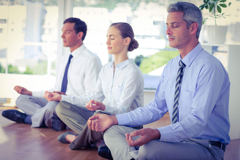 medytacja w pracy i antystresowe działanie jogi