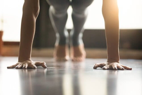 Uprawianie jogi - dowiedz się dlaczego pomoże Ci wzmocnić mięśnie