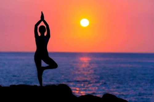 Praktykowanie jogi – jaki ma wpływ na Twoje ciało?
