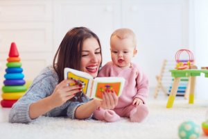 Rozwój mowy u dziecka - jak pobudzić go zabawą?