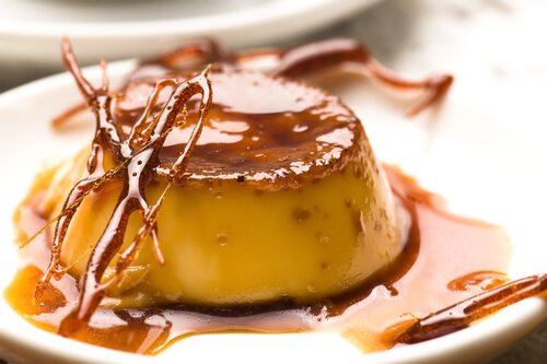 Tradycyjny hiszpański flan
