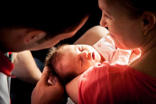 Związek po narodzinach dziecka – jak przetrwać kryzys?