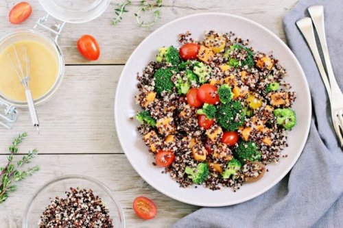 sałatka z nasion quinoa