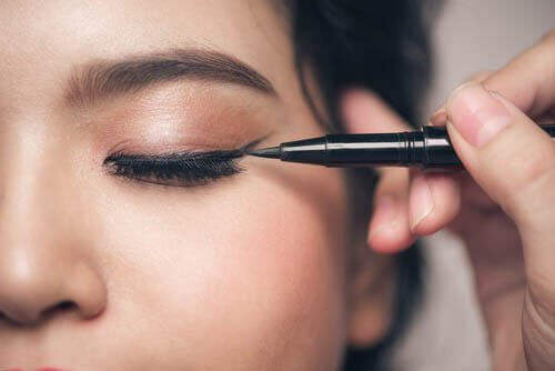 Małe oczy - 5 rzeczy ważnych przy makijażu