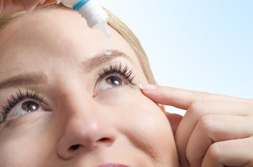 Suche oczy - 6 alternatywnych i naturalnych metod leczenia