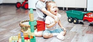 Jak kontrolować kłótnie między dziećmi