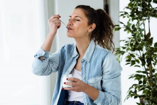 Dieta jogurtowa – zdrowy sposób na odchudzanie