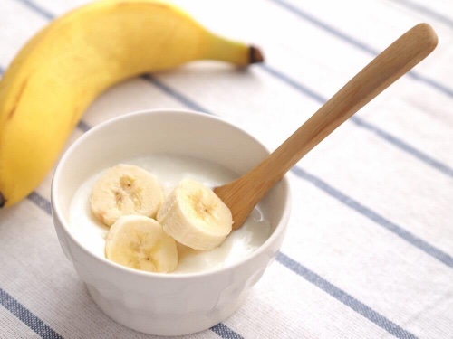 Połączenie bananów i jogurtu zapewni Ci zastrzyk energii!