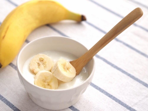 Połączenie bananów i jogurtu zapewni Ci zastrzyk energii!