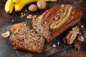 Placek bananowy z cynamonem - zdrowa przekąska!