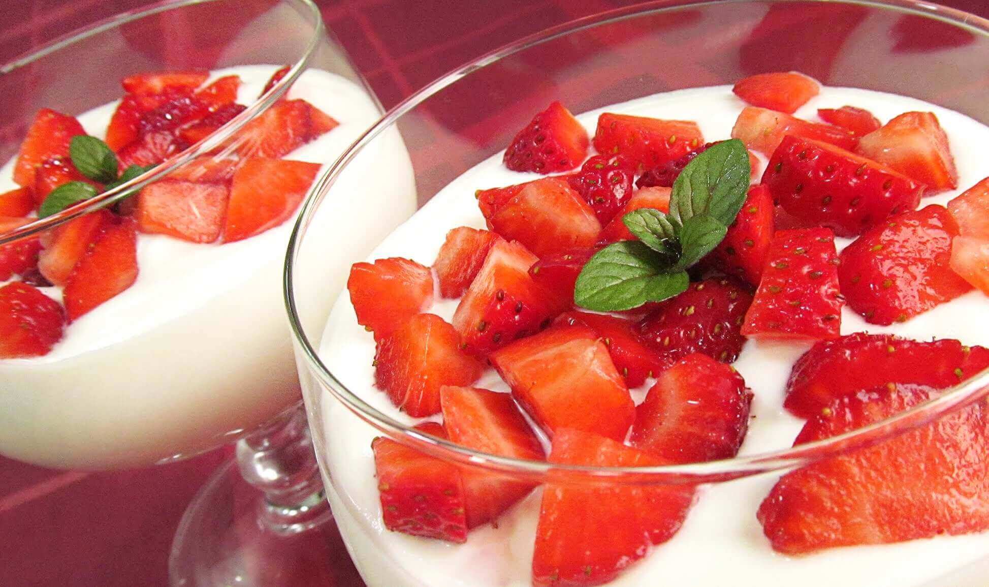 jogurt na śniadanie