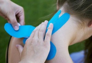 Taping, czyli plastrowanie neuro-mięśniowe