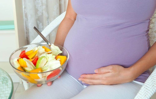 Jedz jak najwięcej surowych owoców!