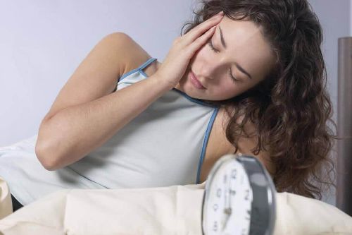 Inercja senna: dlaczego budzisz się niezdarnie i w złym nastroju