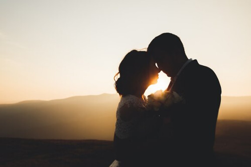 Wybór daty ślubu – jaka pora roku będzie najlepsza?