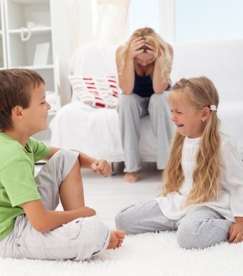 Kłótnie rodzeństwa – jak sobie z nimi radzić?