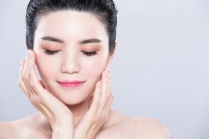 Gęste rzęsy - jak osiągnąć wymarzony efekt?