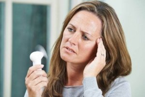 Zbyt wczesna menopauza zwiększa ryzyko demencji