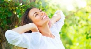 Zniszczone włosy - poznaj 5 naturalnych remediów