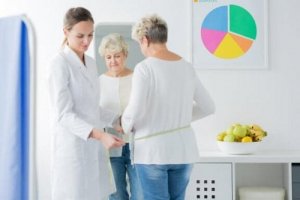 Menopauza – dieta i ważne składniki odżywcze
