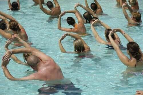 Ćwiczenia fizyczne w ciąży w wodzie
