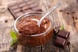 Mus czekoladowy – prosty domowy przepis