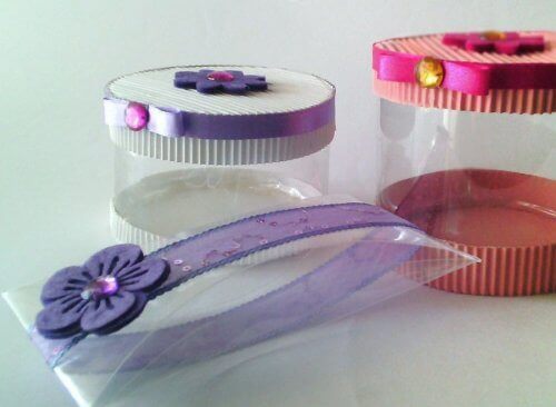 Dekoracyjne opakowania z butelek