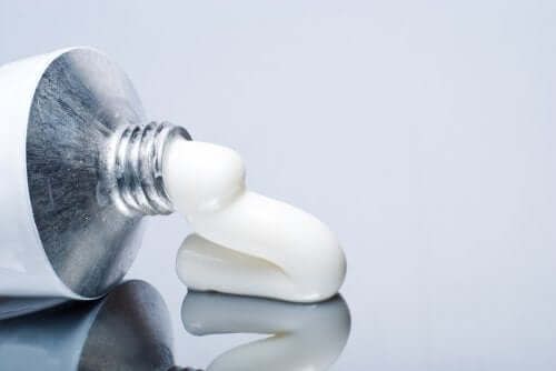 Canesten: zastosowania i skutki uboczne tego leku