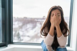 Strach przed koronawirusem: jak zarządzać emocjami
