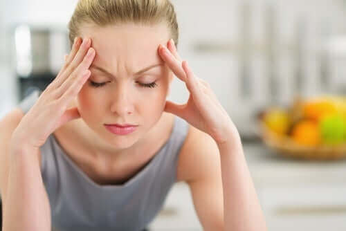 Dlaczego niektóre leki powodują ból głowy?