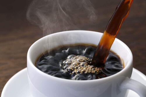 Kofeina w filiżance kawy