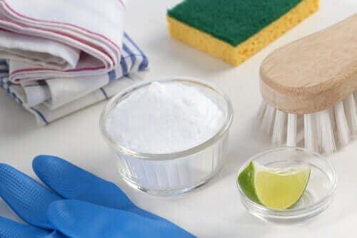 Ekologiczne środki czyszczące z sody oczyszczonej i cytryny